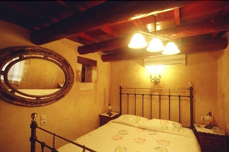 Ifigenia Lux Maisonette In Oldtown And Villas In Theriso Vilage 14 Km Outside Of Chania 하니아 외부 사진
