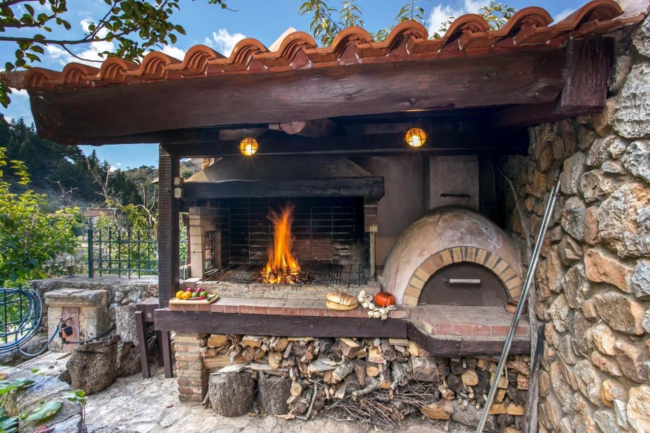 Ifigenia Lux Maisonette In Oldtown And Villas In Theriso Vilage 14 Km Outside Of Chania 하니아 외부 사진