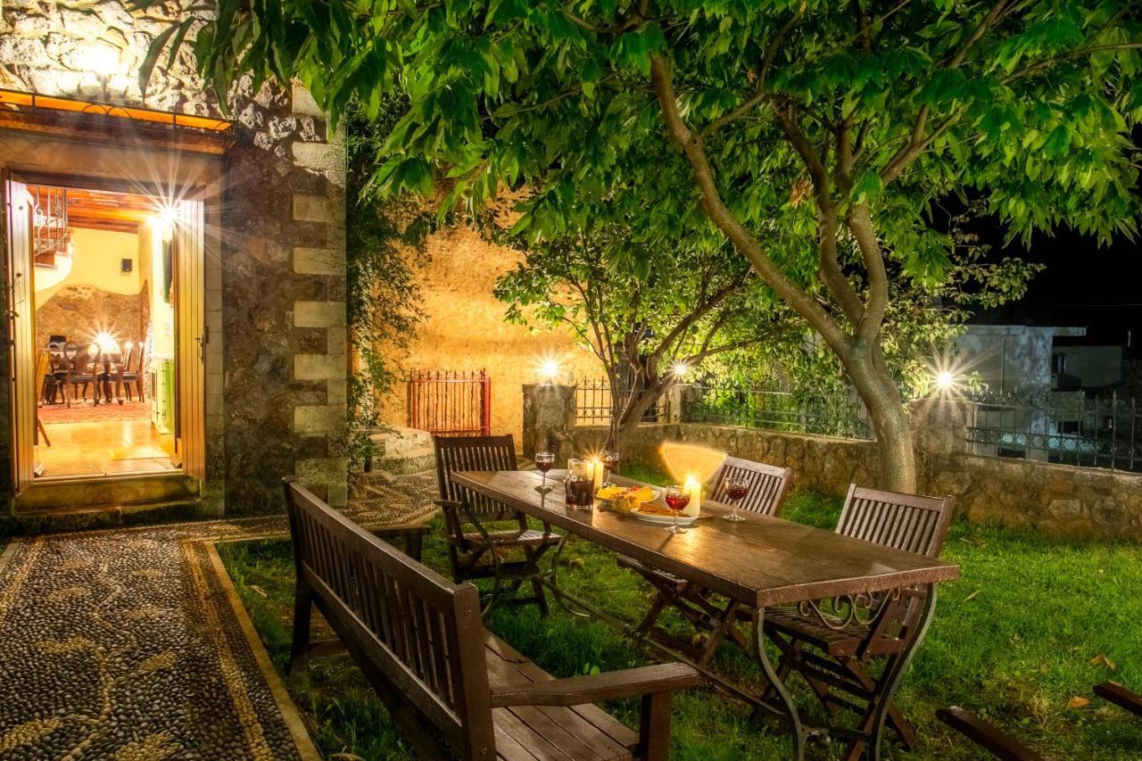 Ifigenia Lux Maisonette In Oldtown And Villas In Theriso Vilage 14 Km Outside Of Chania 하니아 외부 사진