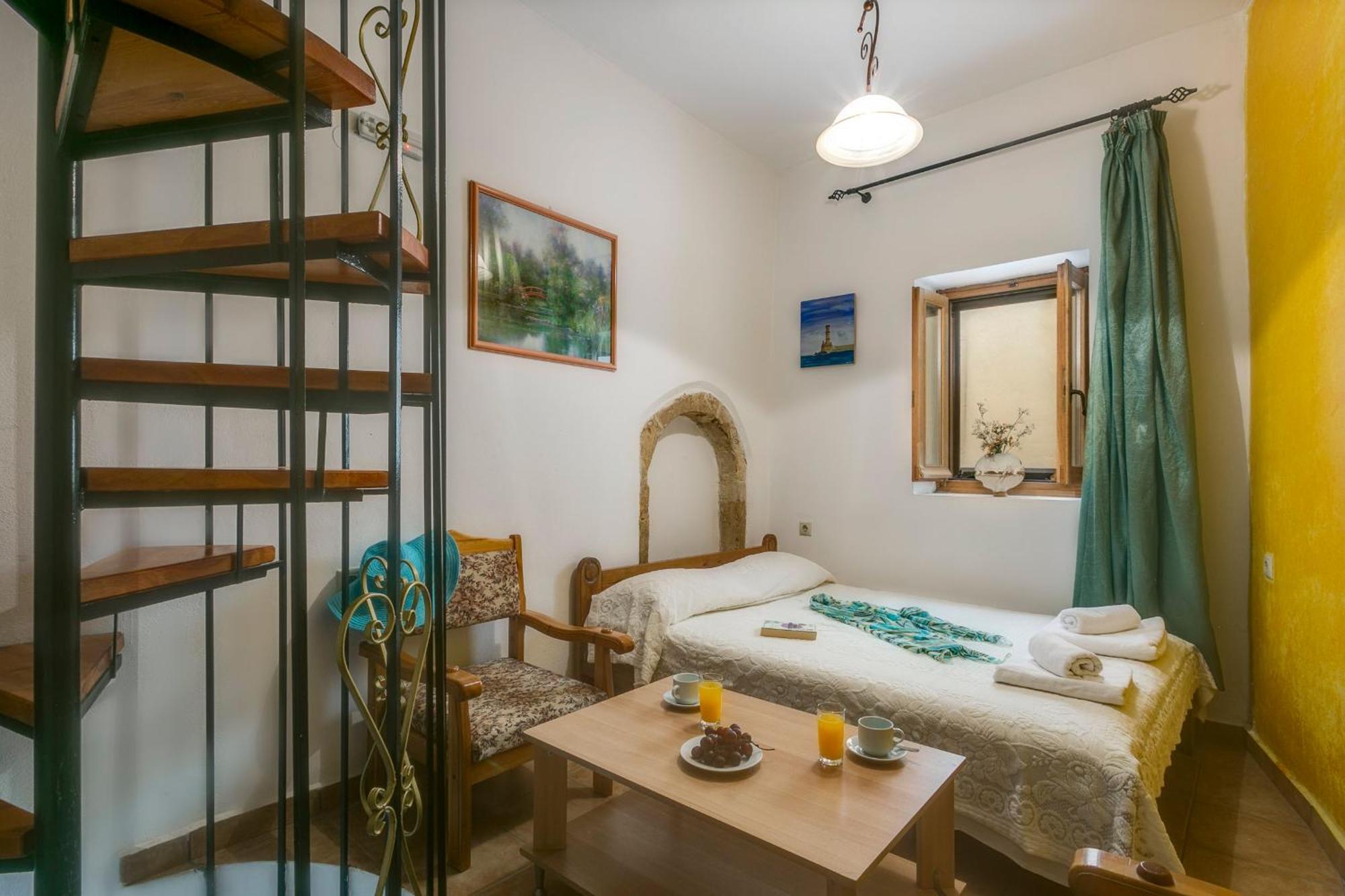 Ifigenia Lux Maisonette In Oldtown And Villas In Theriso Vilage 14 Km Outside Of Chania 하니아 외부 사진
